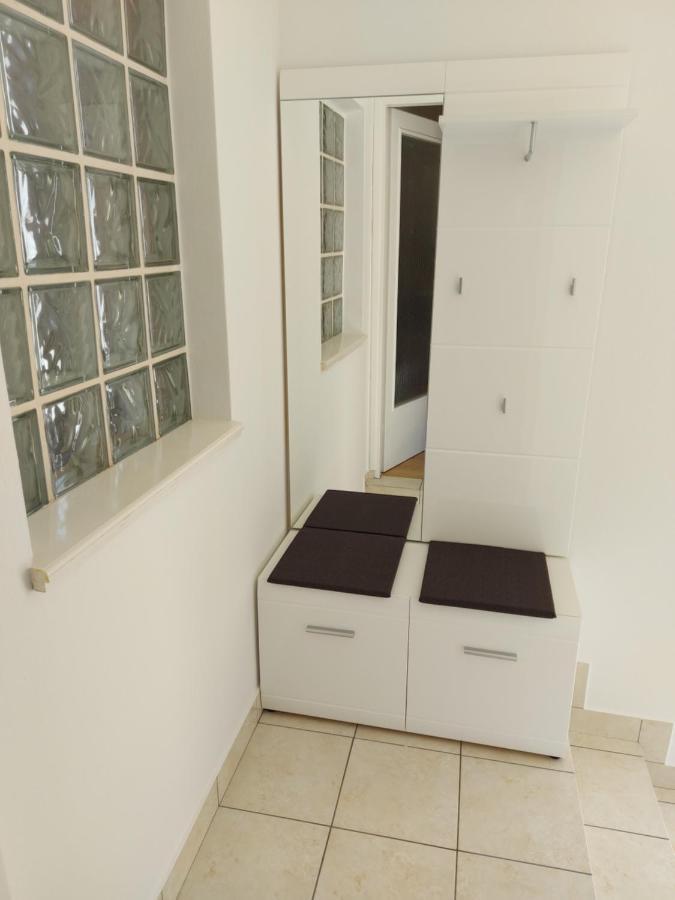 Apartman Larisa Apartment Kampor ภายนอก รูปภาพ