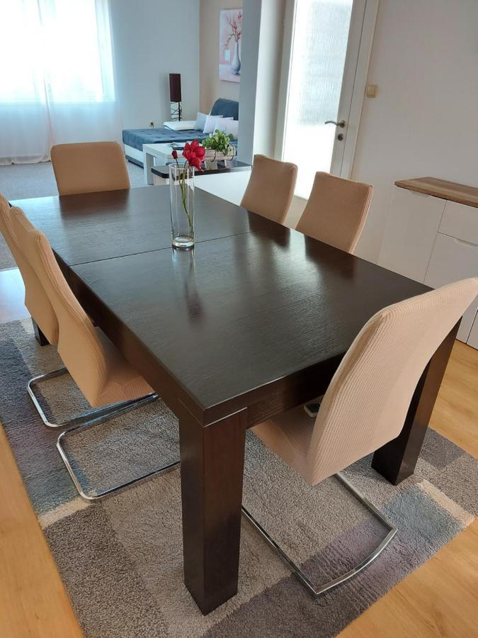 Apartman Larisa Apartment Kampor ภายนอก รูปภาพ