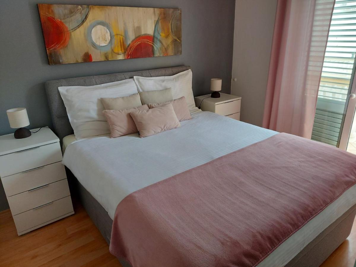 Apartman Larisa Apartment Kampor ภายนอก รูปภาพ